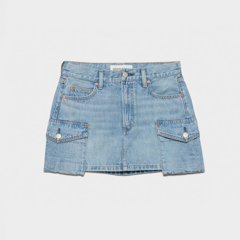 Aritzia '90s Cargo Mini Denim Skirt